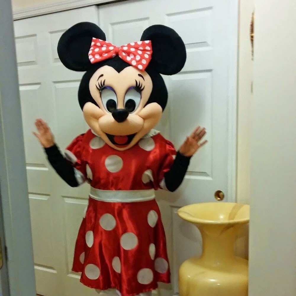 Meet your Posher, Claire